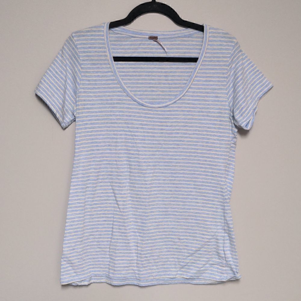 Poof Scoop Neck Short Sleeve Shirt